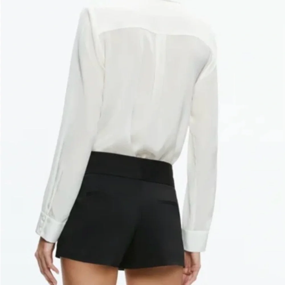 Alice + Olivia Employed Cady Mid-Rise Mini Shorts in Black/White Digital